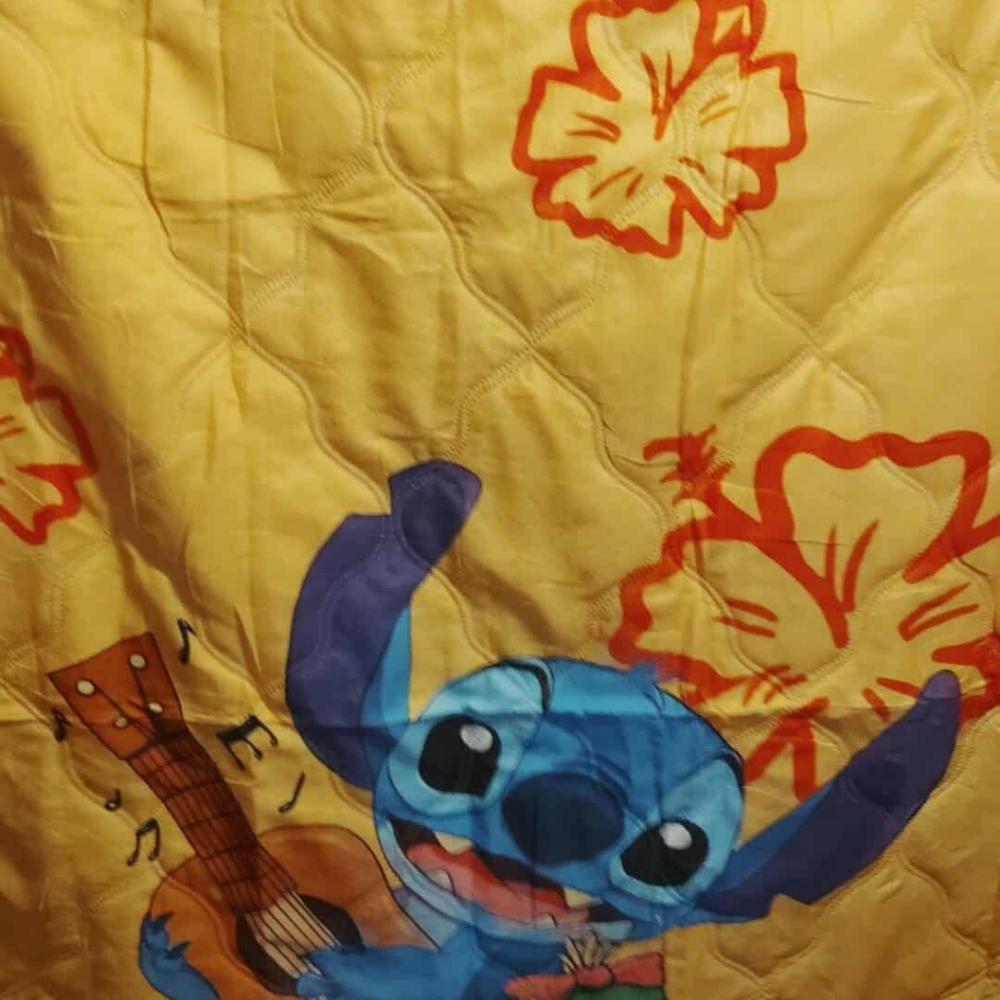 Stitch Floral Quilt in Yellow and Blue